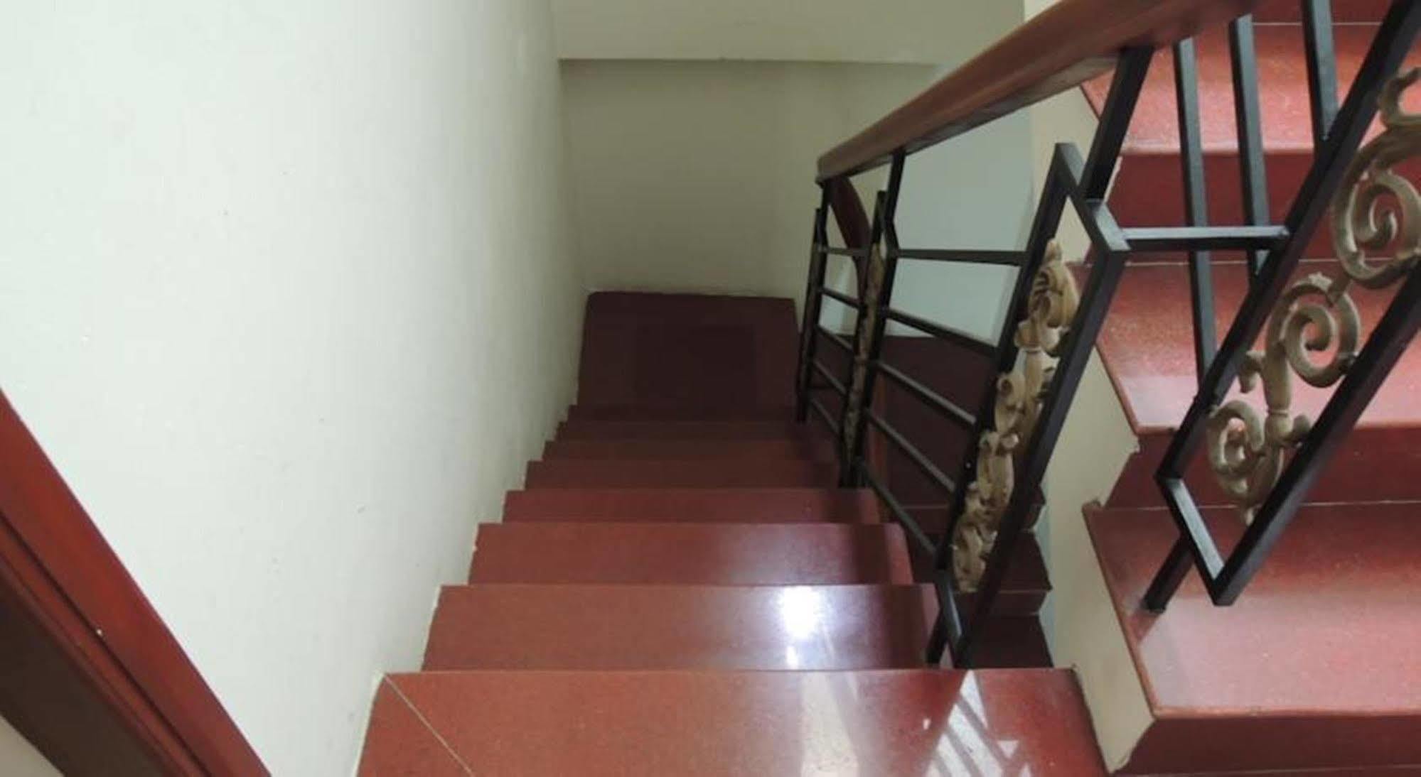 Tan Saigon Hotel