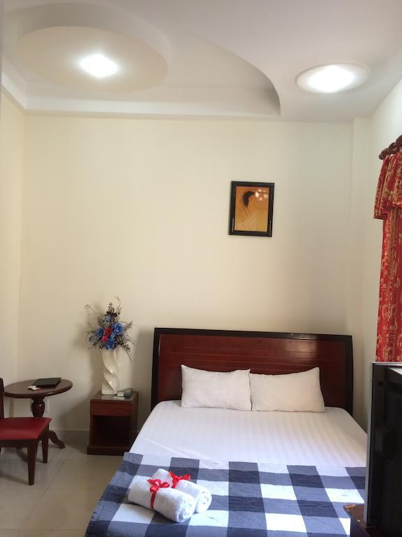 Tan Saigon Hotel