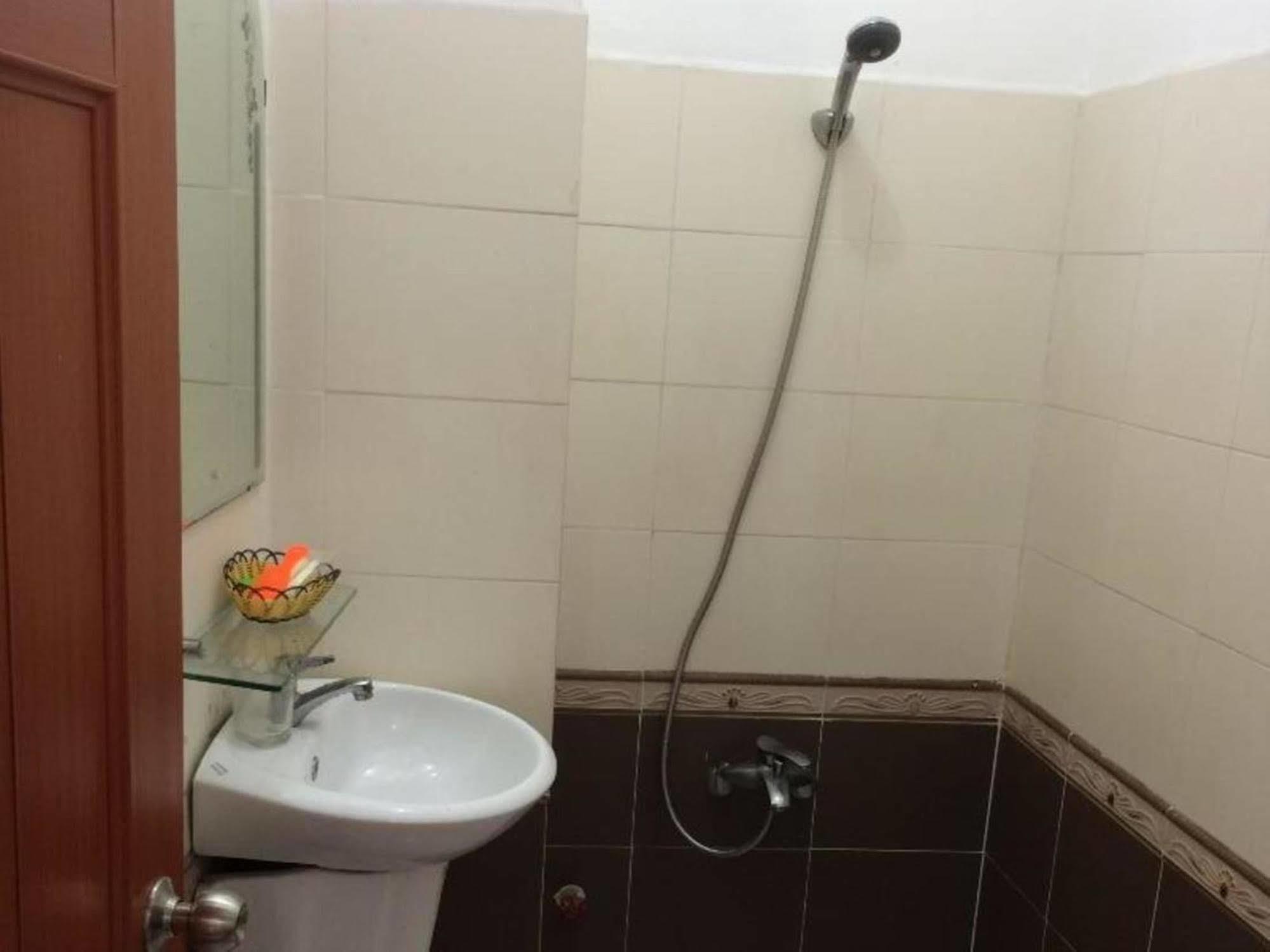 Tan Saigon Hotel